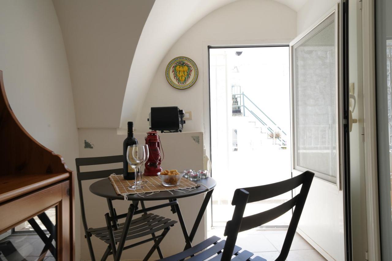Casa Tea - Nel Cuore Della Citta' Bianca Ostuni Luaran gambar