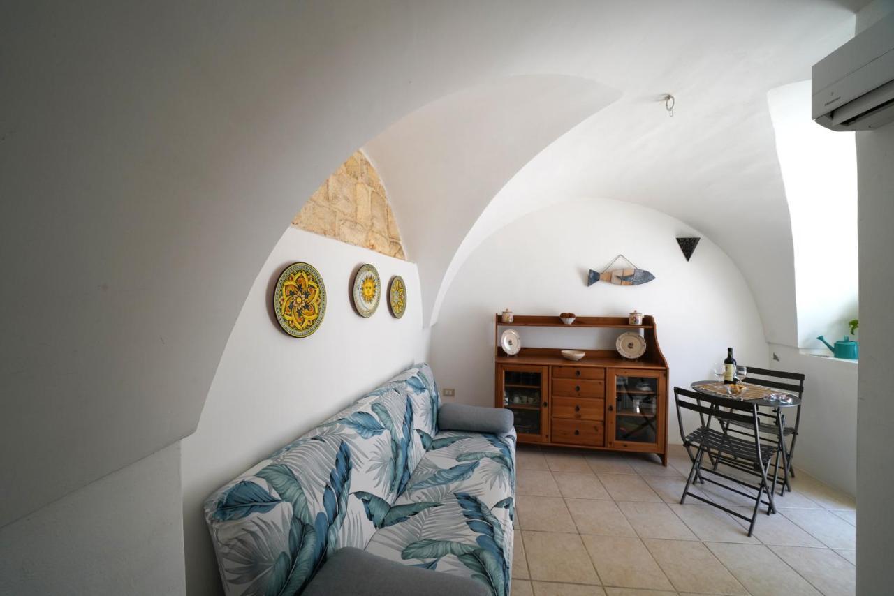 Casa Tea - Nel Cuore Della Citta' Bianca Ostuni Luaran gambar